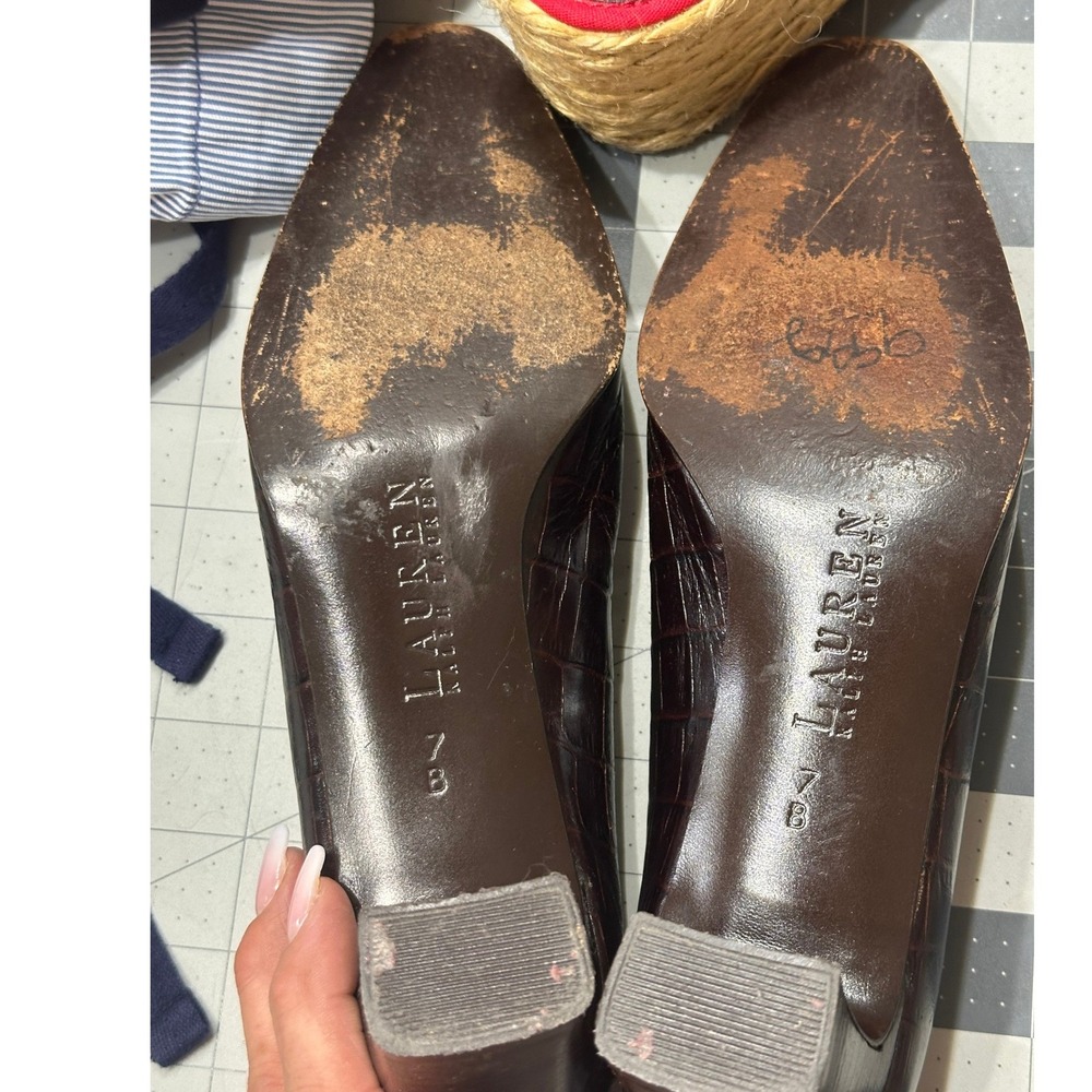 Lauren Ralph Lauren VTGE Pumps Size.7B Brown Croc Embossed Leather Block Heel - Picture 8 of 8